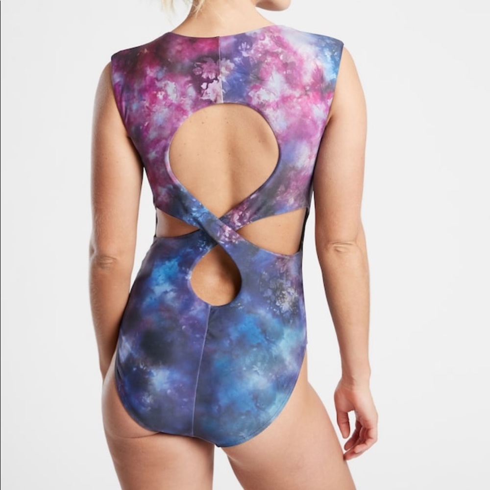 NWOT Athleta M Supernova One Piece Swimsuit